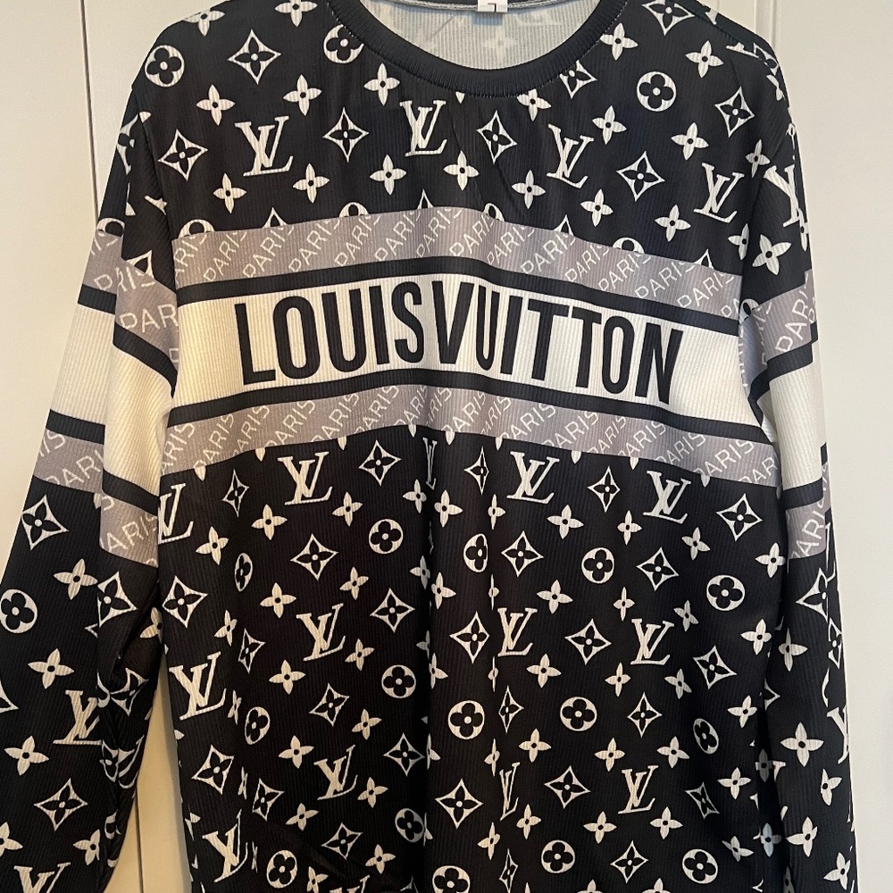Men’s sweater